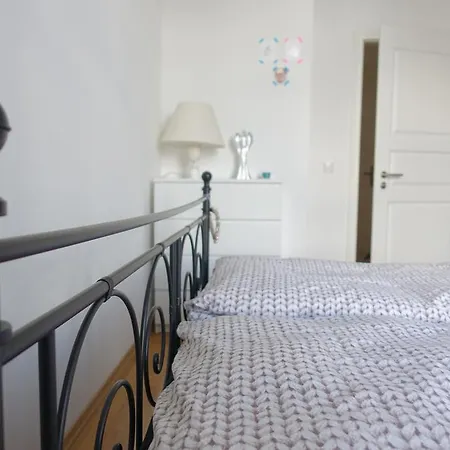 Helmut Apartman